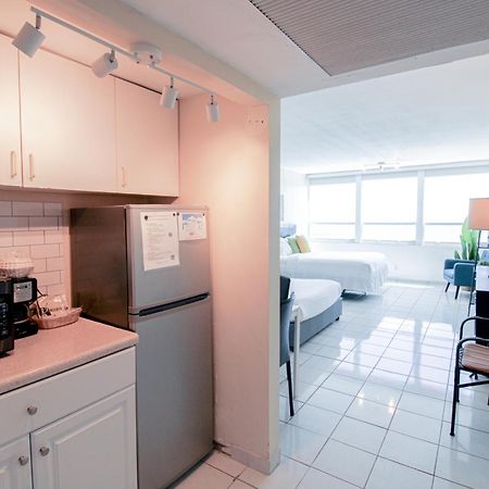 Castle 1733 Ocean View Studio With Direct Beach Access, Pool, Tennis & Free Parking Miami Beach Exterior photo